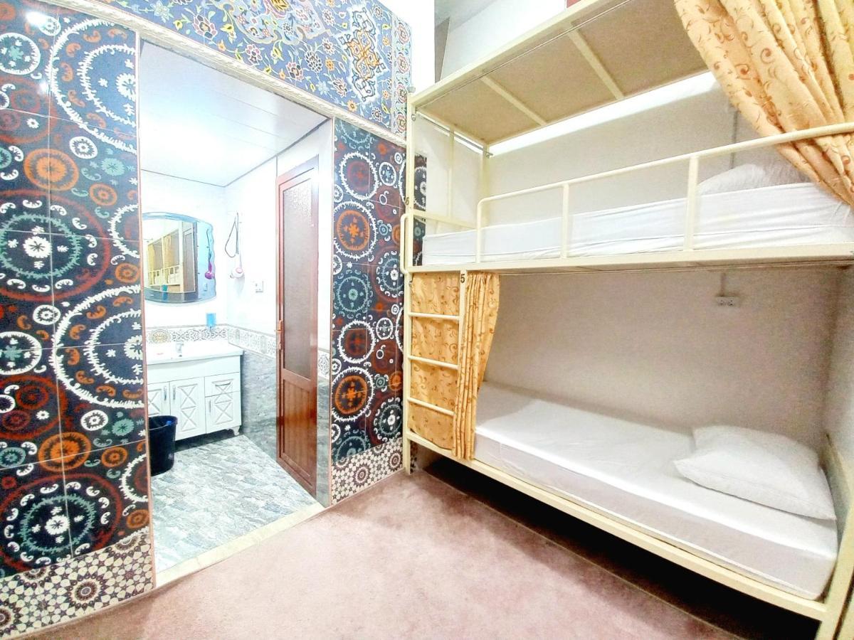 Colibri Traditional Hostel Самарканд Екстер'єр фото